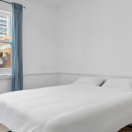 Venus By The Harbour Budget Hotel Сидней Экстерьер фото