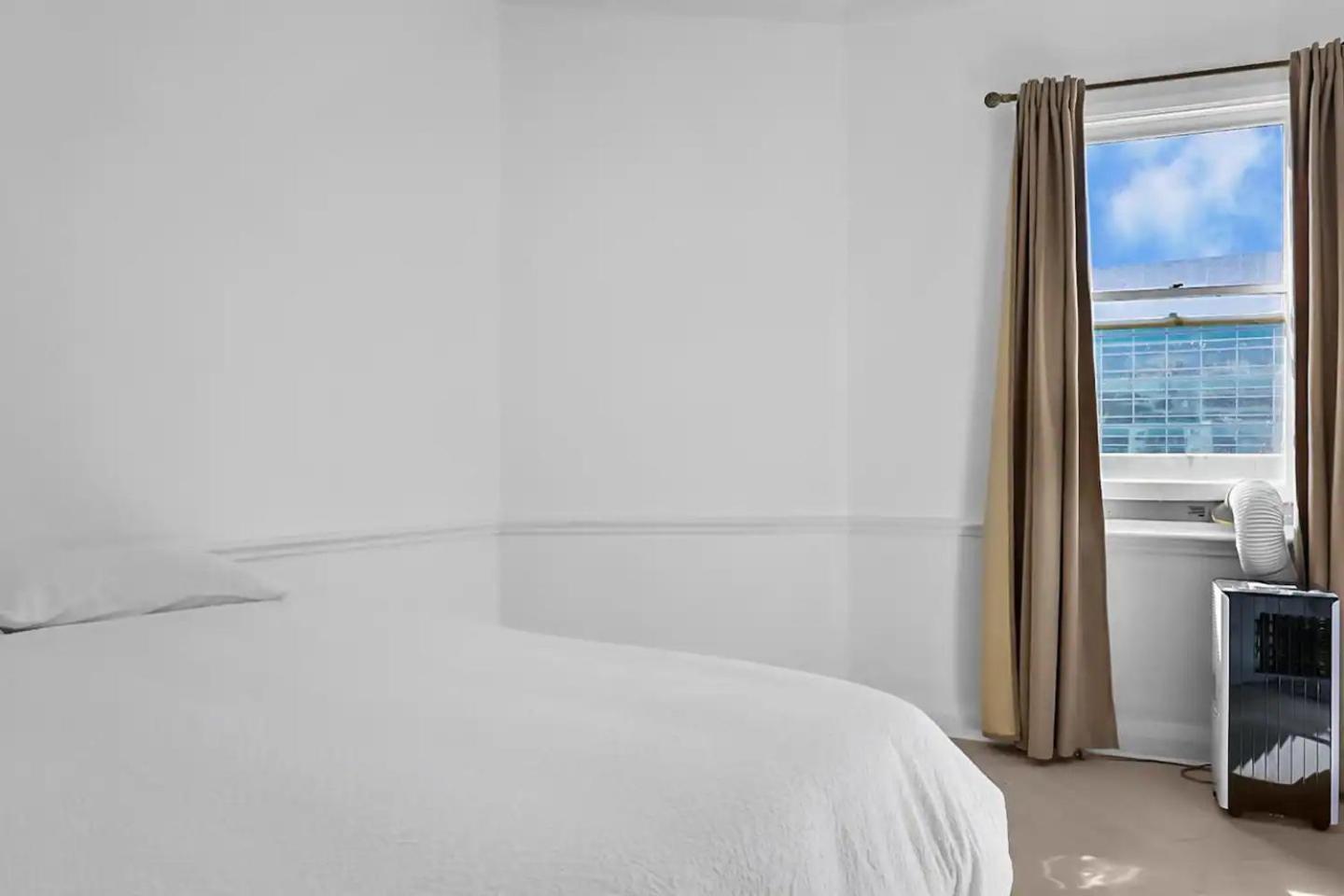 Venus By The Harbour Budget Hotel Сидней Экстерьер фото